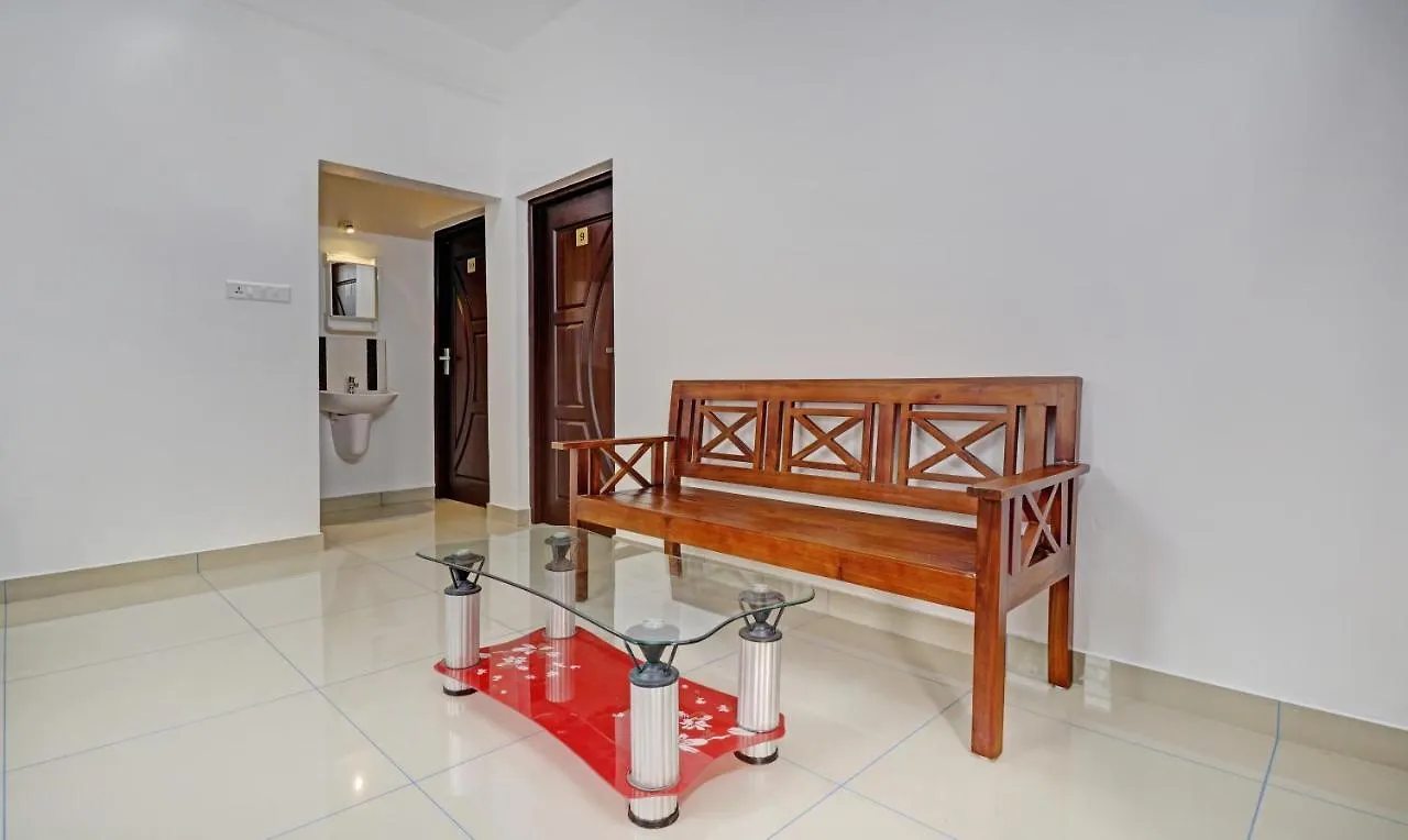 Hotel Nirupama,Hotel Aluva 700 Mtr From Aluva Railway Station Alwaye